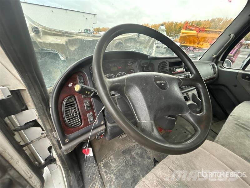 Freightliner M2 106 Tankwagen
