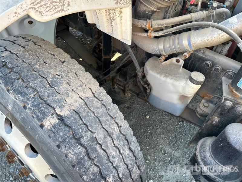 Freightliner M2 106 Recovery vehicles