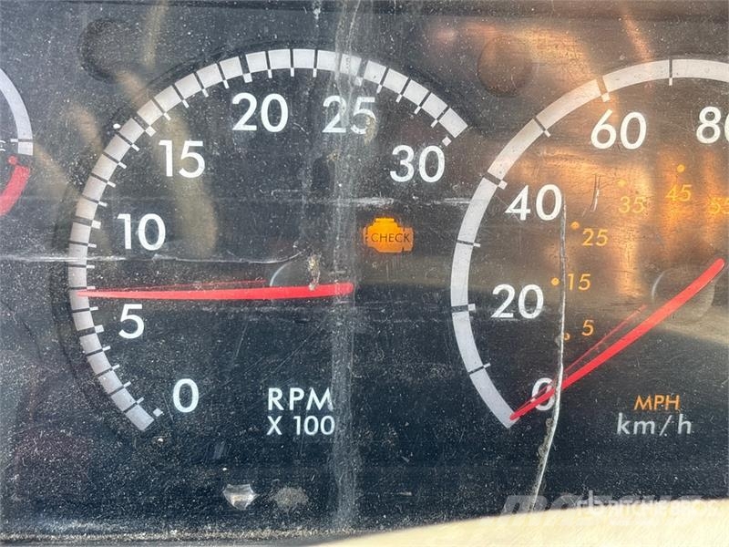 Freightliner M2 106 Kamioni za otpad