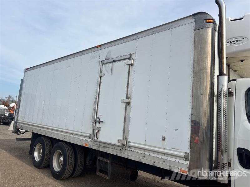 Freightliner M2 106 С температурен контрол