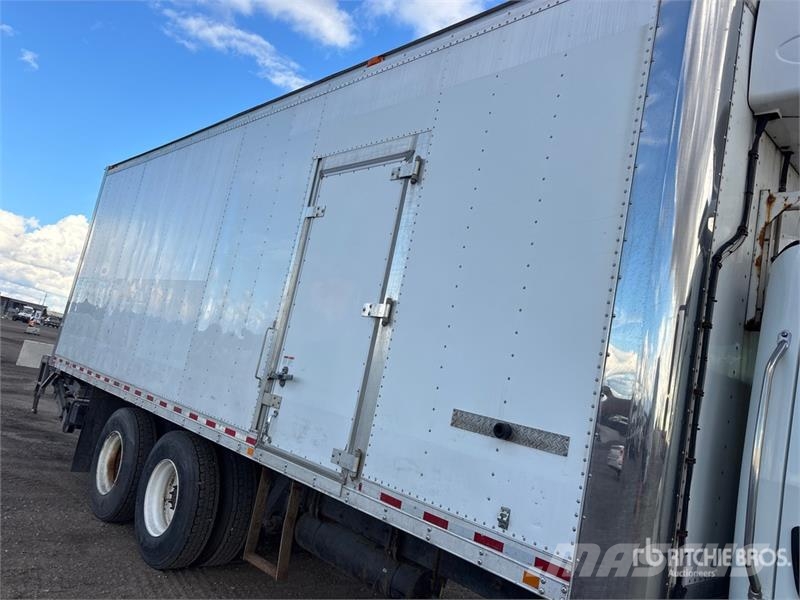 Freightliner M2 106 Camion a temperatura controllata