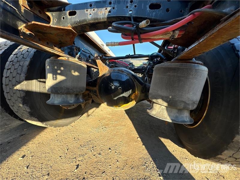 Freightliner M2 106 كابينة والداخلية