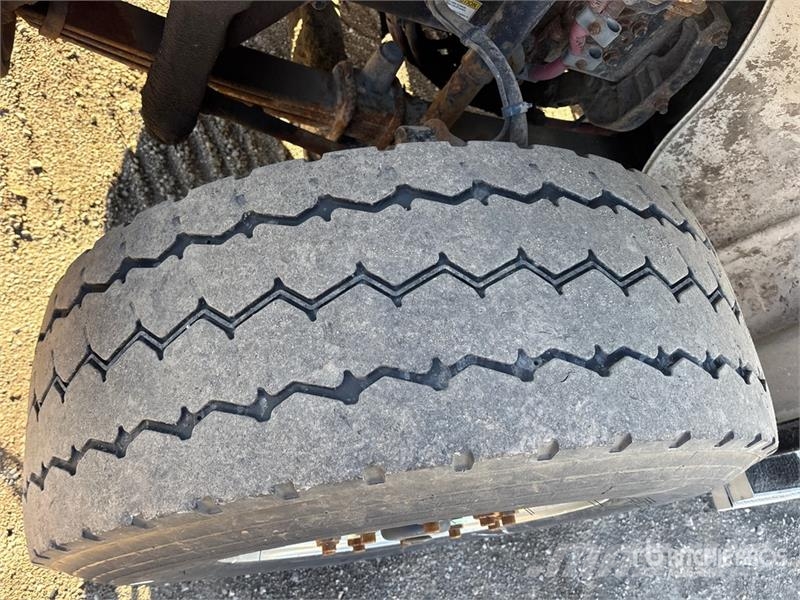 Freightliner M2 106 Kamioni za otpad