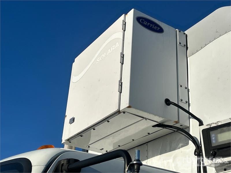 Freightliner M2 106 Isotermos y frigoríficos
