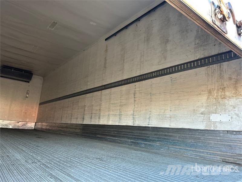 Freightliner M2 106 Frigofrik kamyonlar