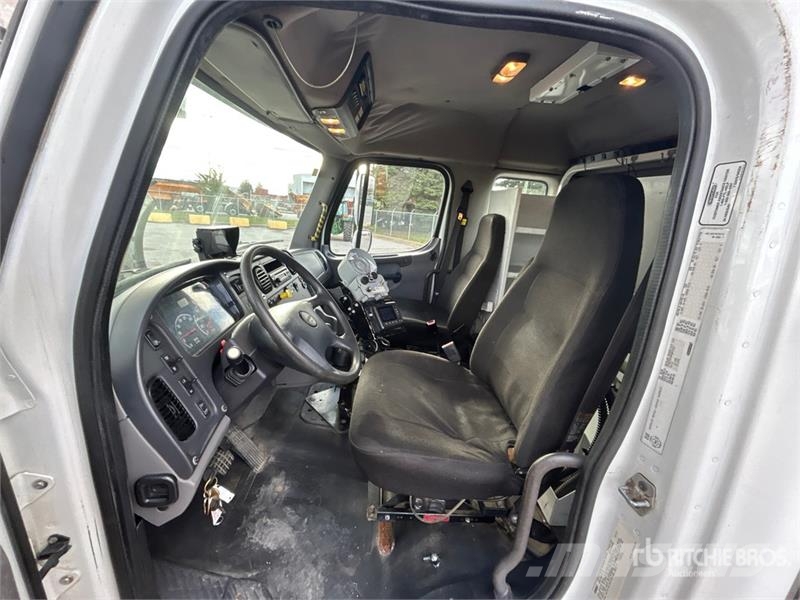 Freightliner M2 106 Auto košare