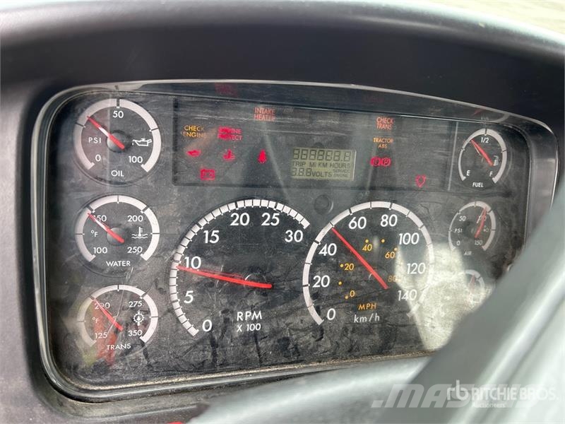 Freightliner M2 106 Auto korpe