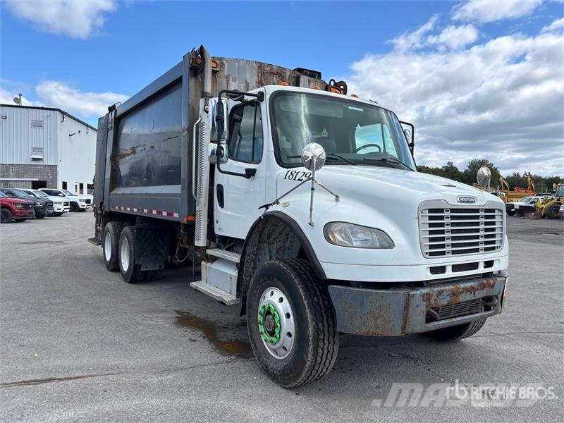 Freightliner M2 106 Kamioni za otpad