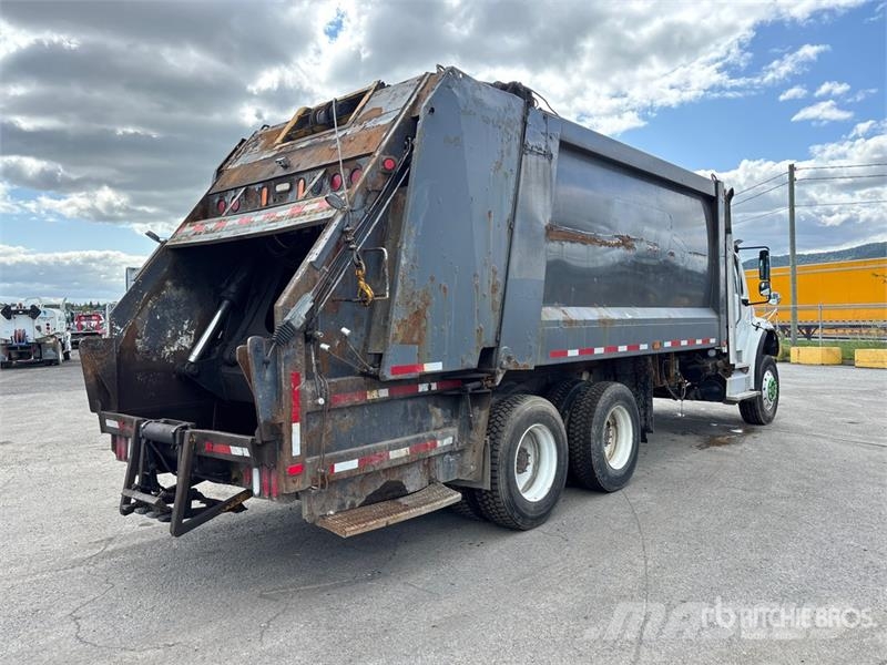 Freightliner M2 106 Kamioni za otpad