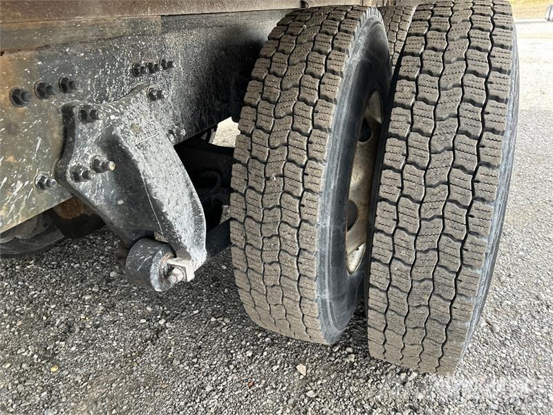Freightliner M2 106 冷藏车