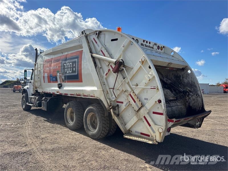 Freightliner M2 106 Camion dei rifiuti