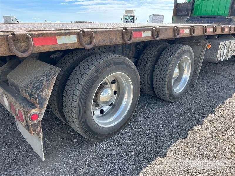 Freightliner M2 106 Hinausautot
