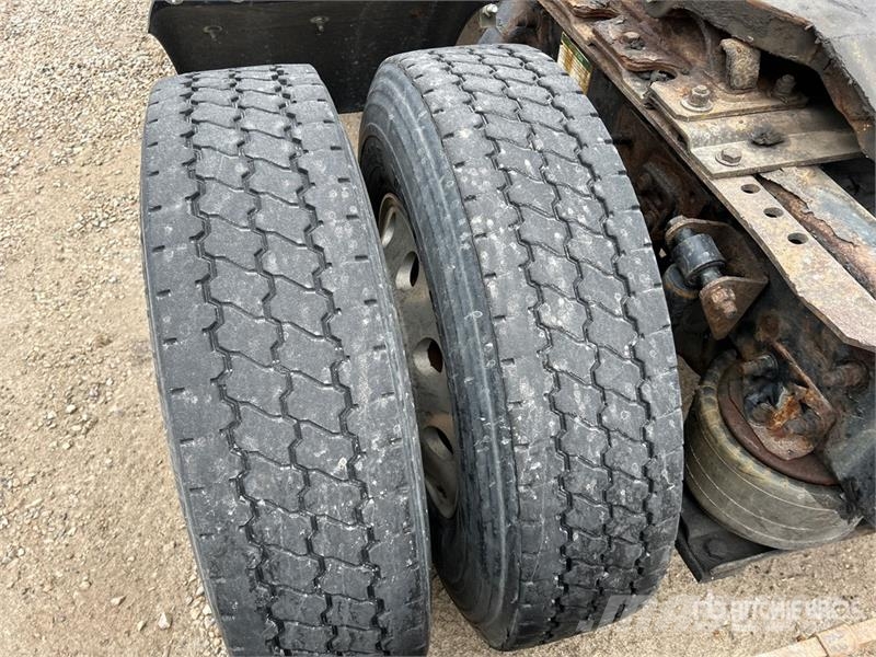 Freightliner M2 106 Motrici e Trattori Stradali