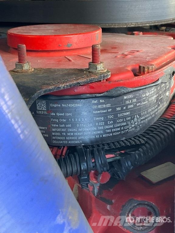 Freightliner M2 106 平板栏板货车