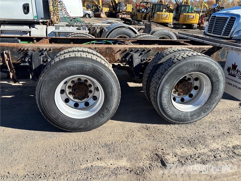 Freightliner M2 106 Kabine i unutrašnjost