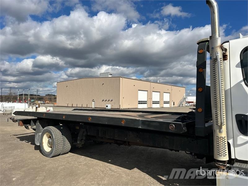 Freightliner M2 106 Vyprošťovací vozidla