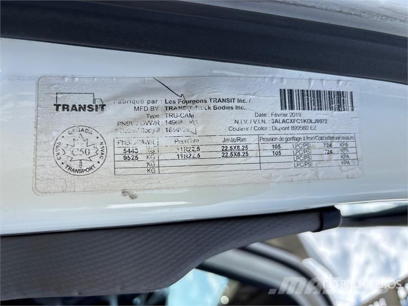 Freightliner M2 106 溫控卡車