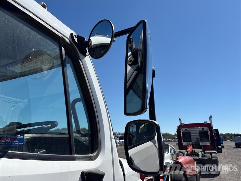 Freightliner M2 106 Прибиральні машини