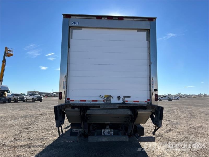 Freightliner M2 106 Kühlkoffer