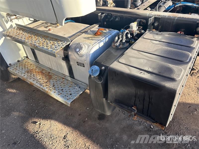 Freightliner M2 106 كابينة والداخلية