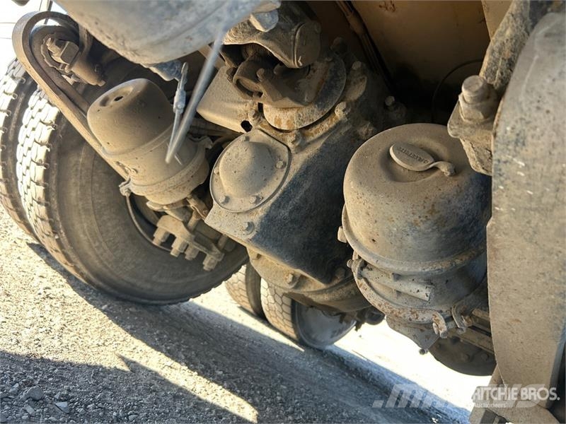 Freightliner M2 106 Φορτηγά Ανατροπή