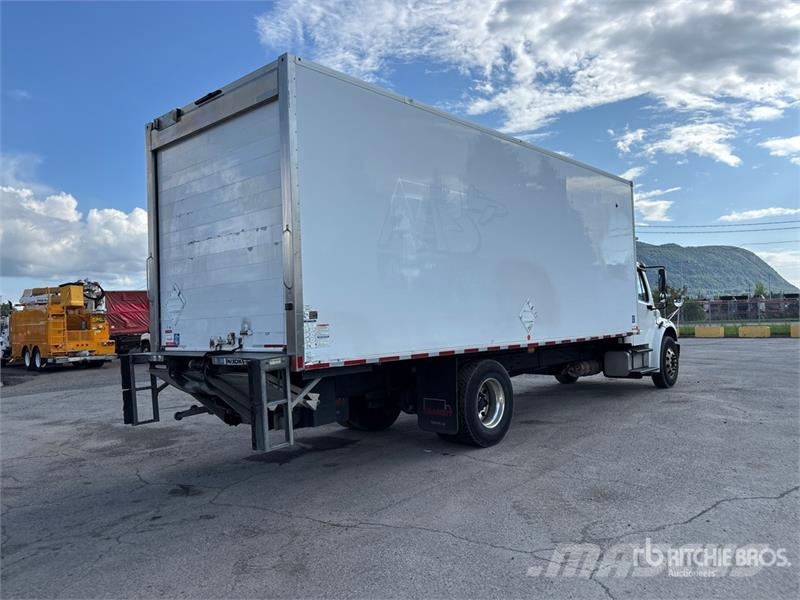 Freightliner M2 106 溫控卡車