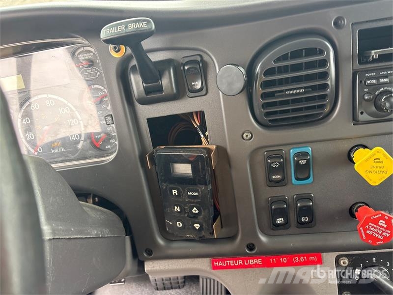Freightliner M2 106 Truck mounted aerial platforms