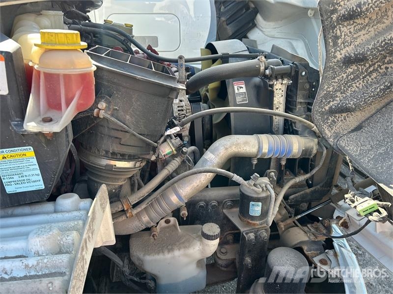Freightliner M2 106 Recovery vehicles