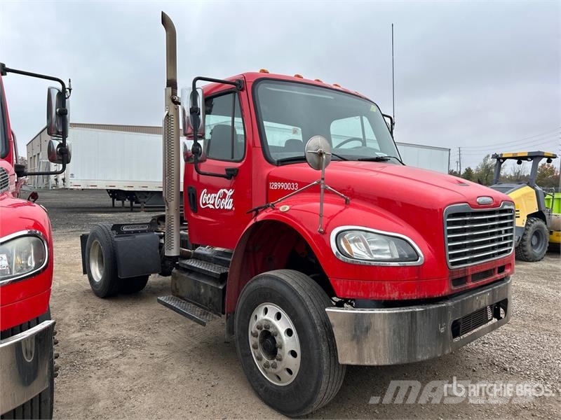 Freightliner M2 106 Motrici e Trattori Stradali