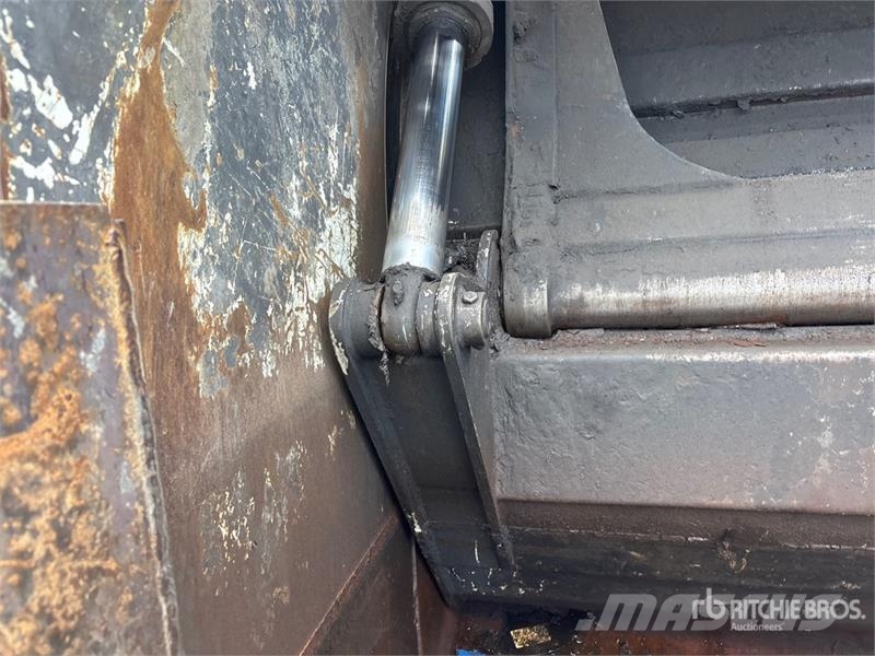Freightliner M2 106 Kamioni za otpad