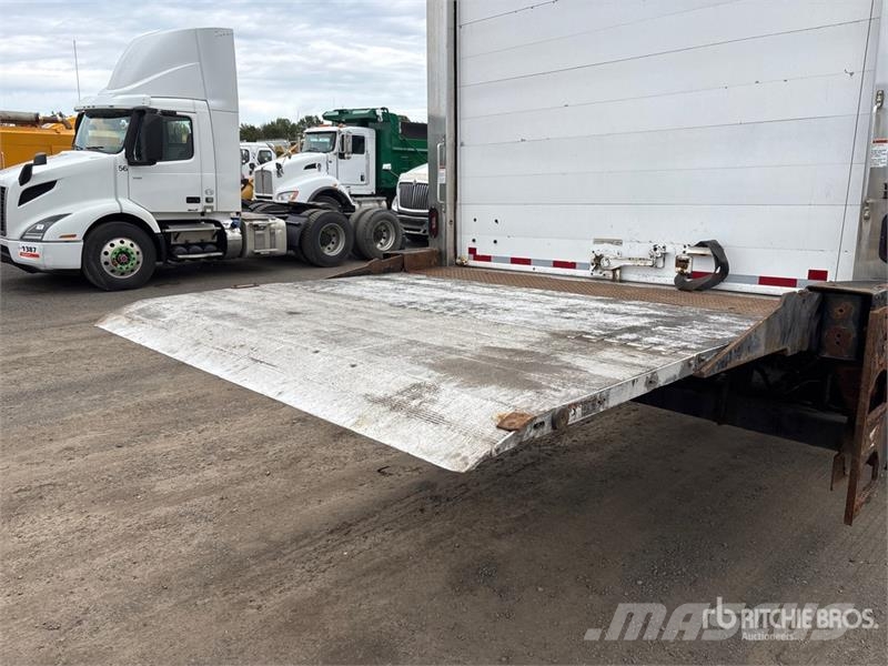 Freightliner M2 106 Skåpbilar Kyl/Frys/Värme