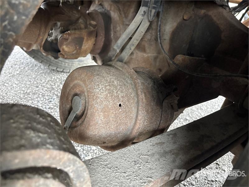Freightliner M2 106 Camiones bañeras basculantes o volquetes