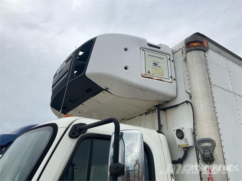 Freightliner M2 106 Kühlkoffer