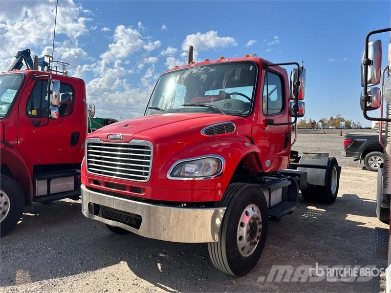 Freightliner M2 106 Ťahače