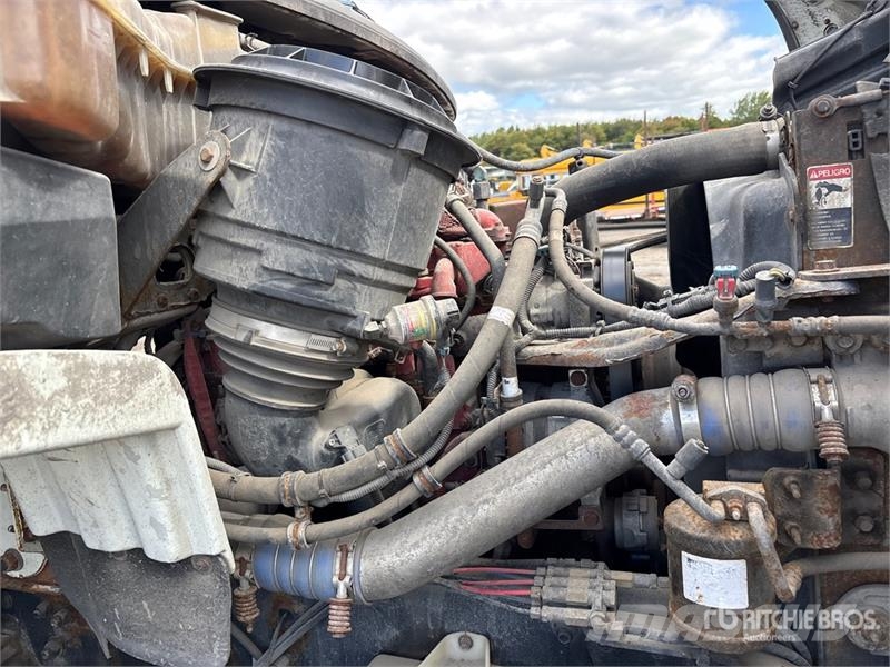 Freightliner M2 106 Kamioni za otpad
