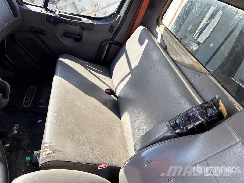 Freightliner M2 106 Camion dei rifiuti
