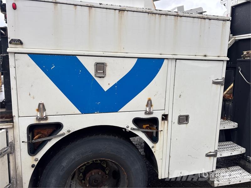 Freightliner M2 106 Truck mounted aerial platforms