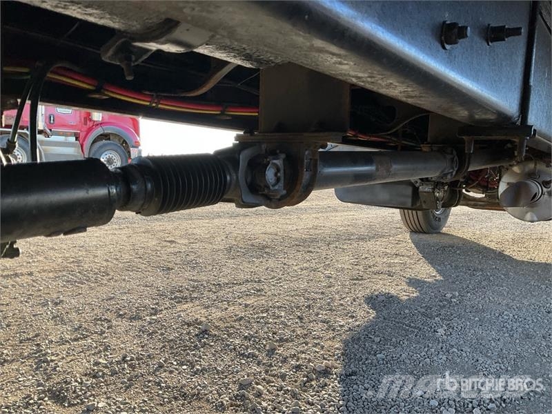 Freightliner M2 106 Грузовики-Рефрижераторы