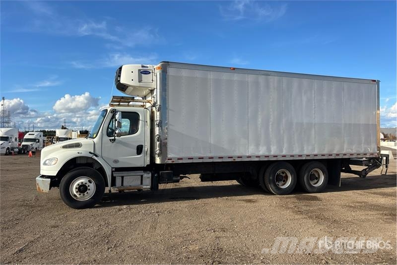 Freightliner M2 106 Camion a temperatura controllata