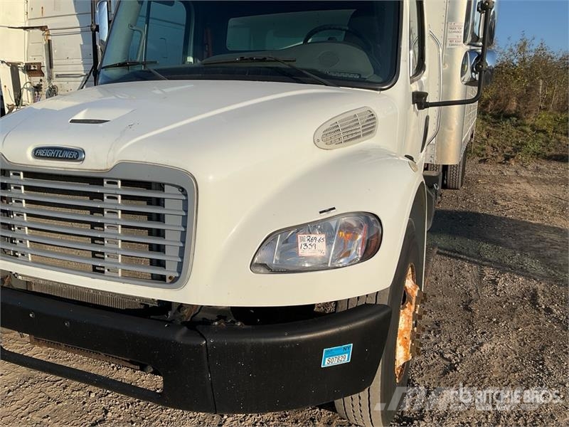 Freightliner M2 106 4x2 Van Truck Sanduk kamioni