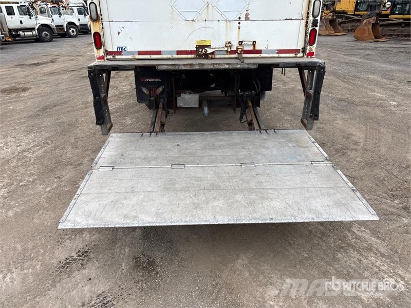 Freightliner M2 106 4x2 Van Truck Box trucks