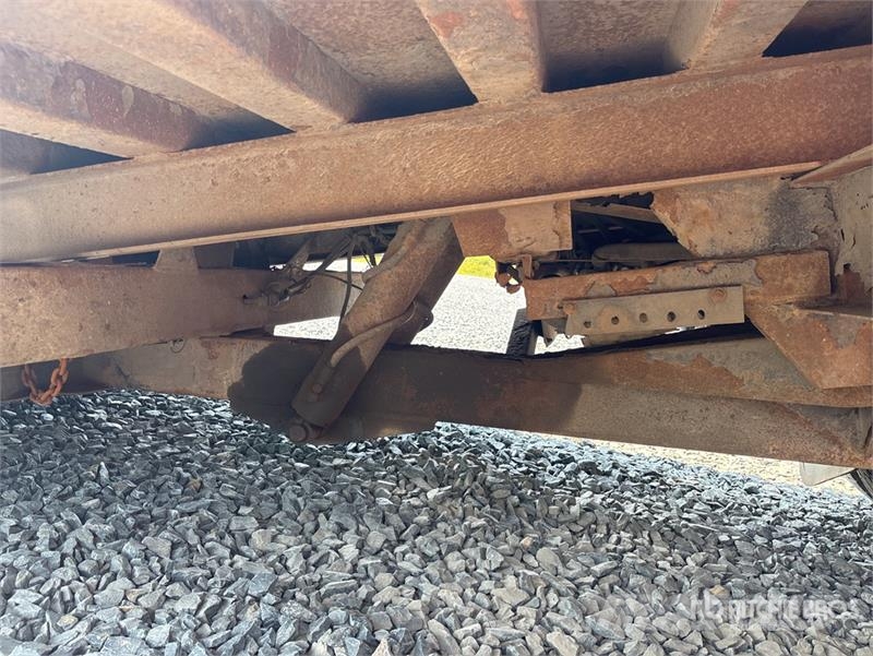 Freightliner M2 106 4x2 Extended Cab Rollback Truck Hinausautot