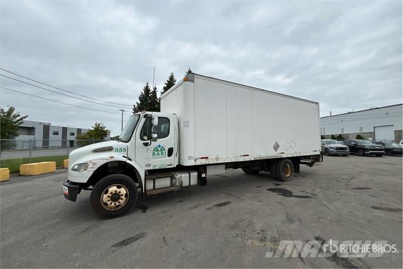 Freightliner M2 106 4x2 Van Truck Sanduk kamioni