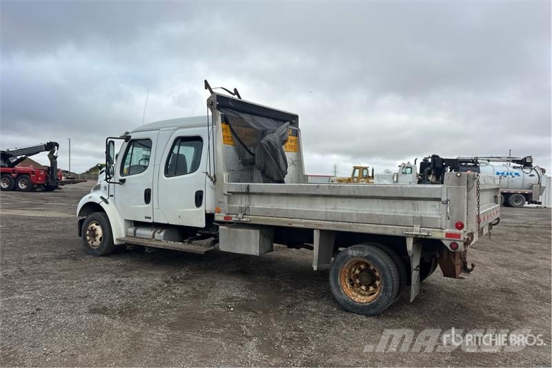 Freightliner M2 106 4x2 Crew Cab S/A Dump Truck Грузовики-Самосвалы