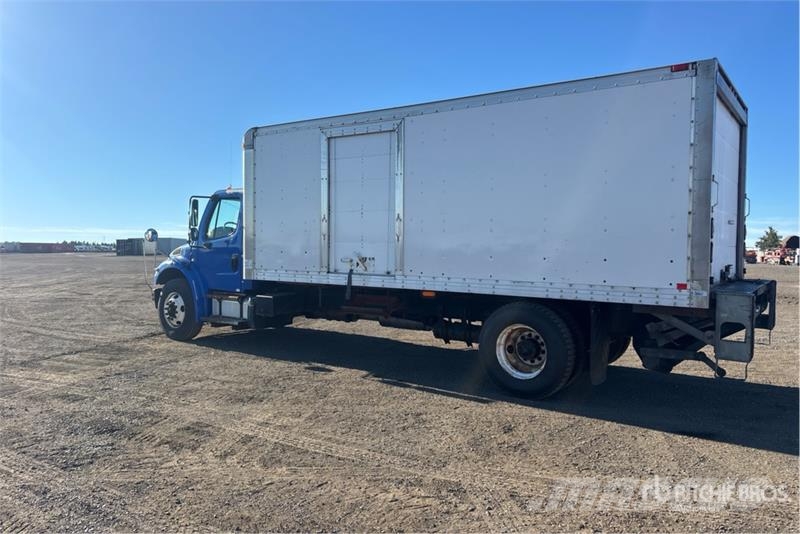 Freightliner M2 106 4x2 Van Truck Kofferaufbau