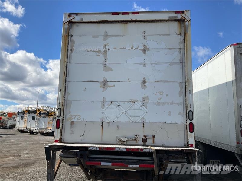 Freightliner M2 106 4x2 Van Truck Furgoonautod