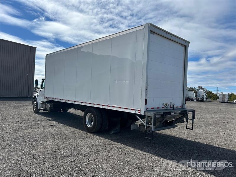 Freightliner M2 106 4x2 Van Truck Sanduk kamioni