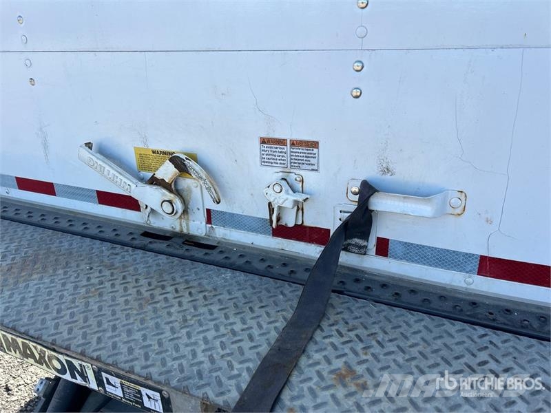 Freightliner M2 106 4x2 Van Truck Sanduk kamioni