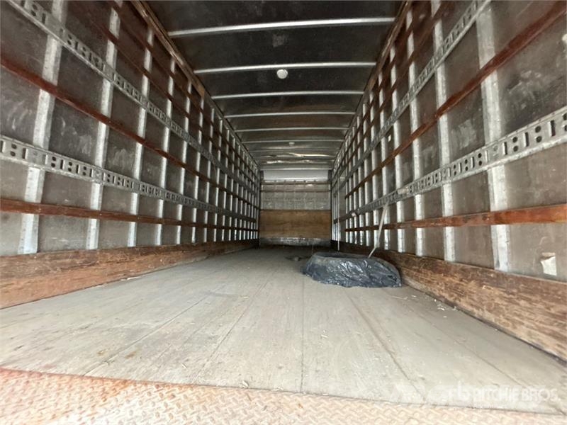Freightliner M2 106 4x2 Van Truck Furgoonautod