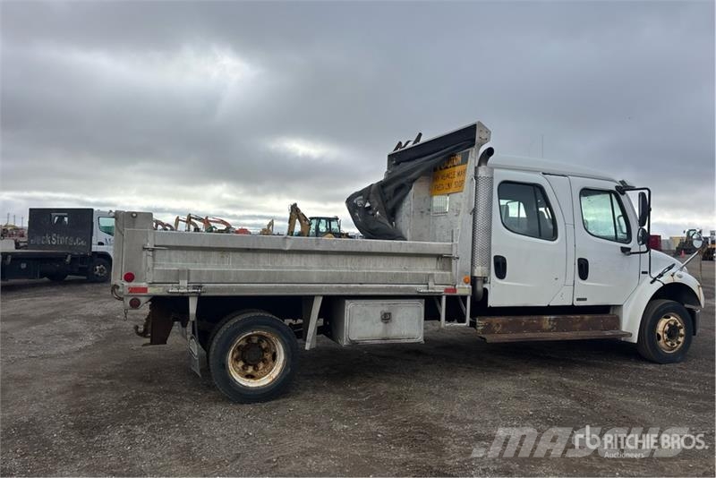 Freightliner M2 106 4x2 Crew Cab S/A Dump Truck Грузовики-Самосвалы
